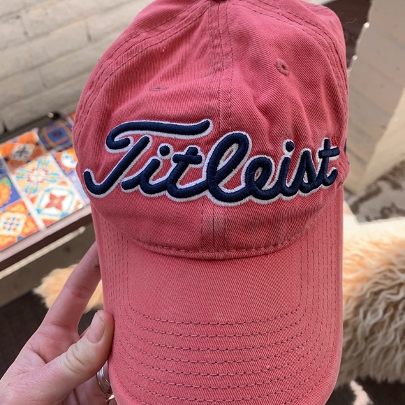 titleist phillies hat